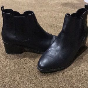 Black size 11 ankle boots / booties with elastic sides